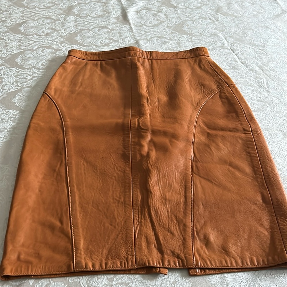 Leather skirt